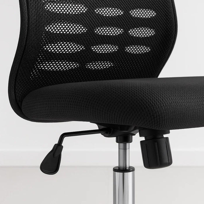 Silla oficina simply mesh negra con apoyabrazos y cabeza